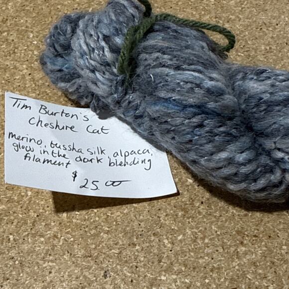 In The Eyes of March 100% Handspun Art Yarn Lot of 5 Skeins Wool Blend - Picture 9 of 9